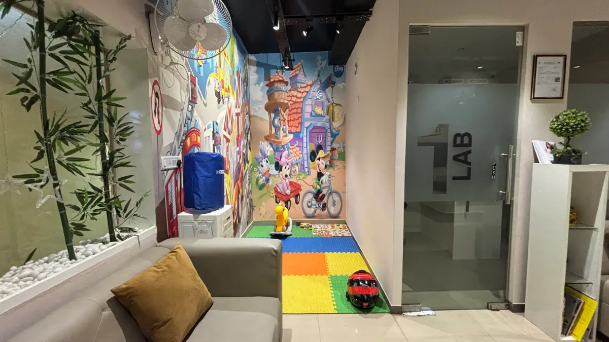 Image gallery marquee