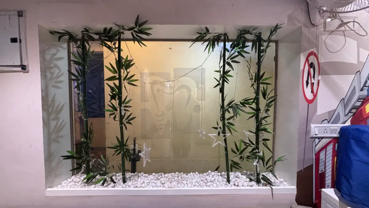 Image gallery marquee